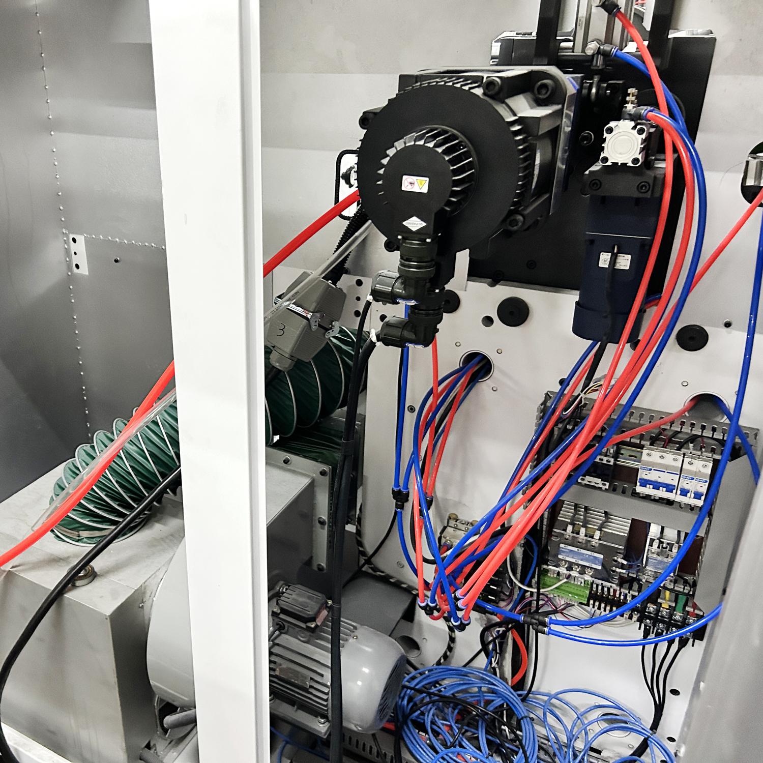 محرك المؤازرة